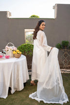 3 Piece Stiched White Sheesha Silk Suit (Pret)
