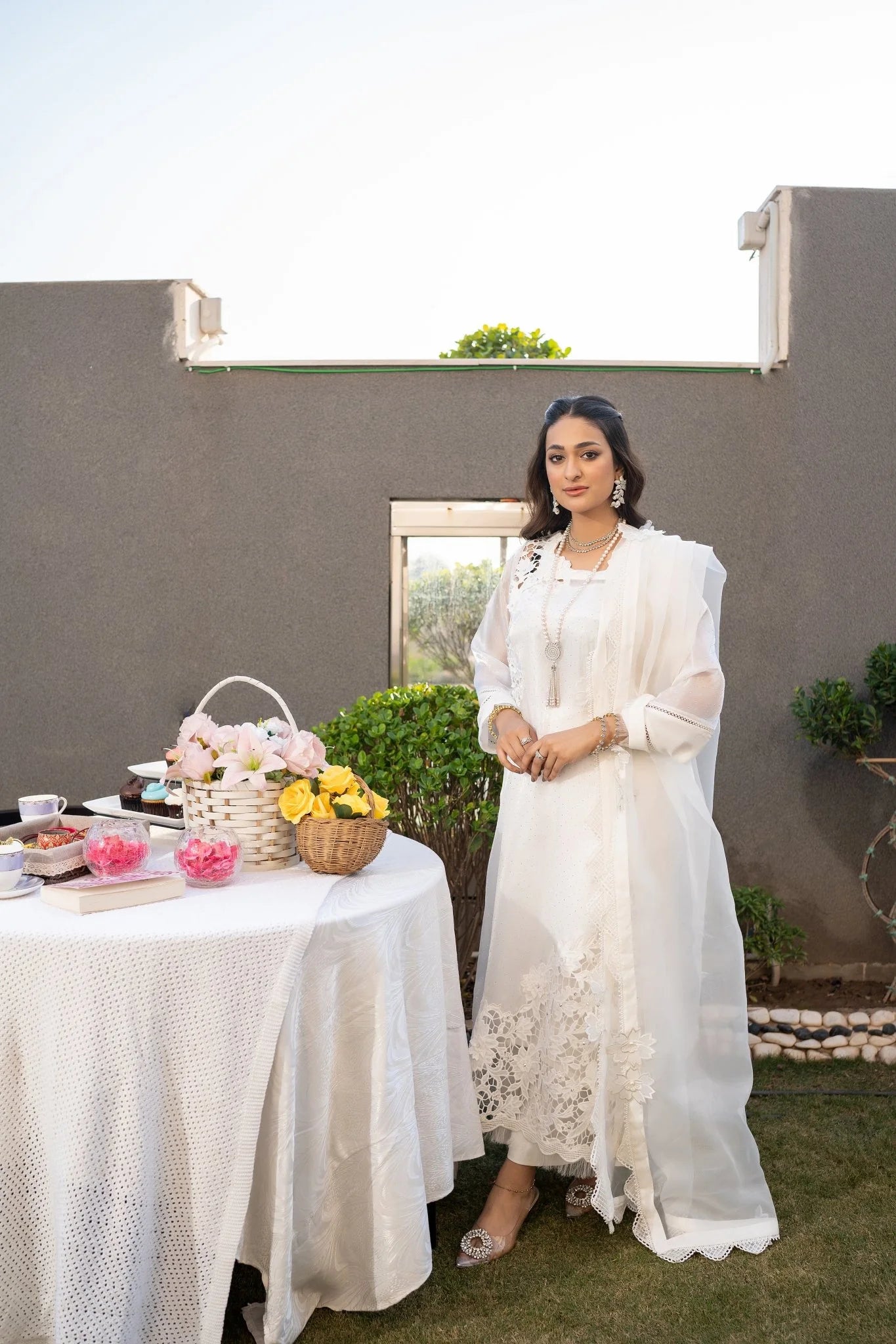 3 Piece Stiched White Sheesha Silk Suit (Pret)